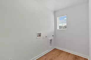 517 Bloomington Loop, Hutto, TX 78634 - Photo 7