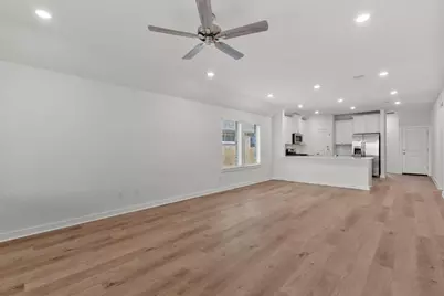 517 Bloomington Loop, Hutto, TX 78634 - Photo 23