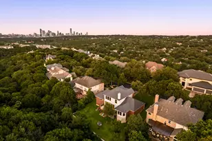2716 Bartons Bluff Ln, Austin, TX 78746 - Photo 3