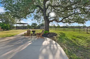 407 Windmill Rd, Burnet, TX 78611 - Photo 7