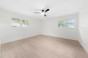 1403 Creekview Dr, Round Rock, TX 78681 - Photo 13