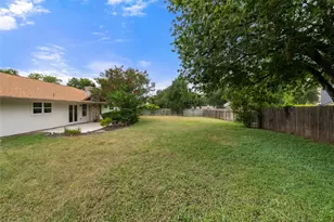 1403 Creekview Dr, Round Rock, TX 78681 - Photo 21