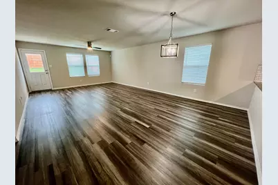 1906 Fieldfare Street, New Braunfels, TX 78130 - Photo 5