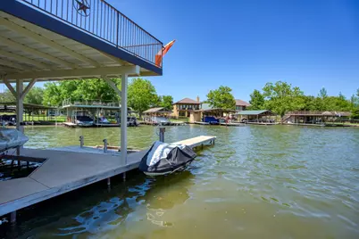 213 Lakeview, Sunrise Beach, TX 78643 - Photo 23