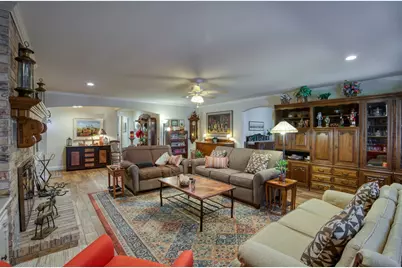 213 Lakeview, Llano, TX 78643 - Photo 5