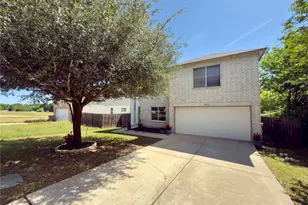 7817 Marble Ridge Dr, Austin, TX 78747 - Photo 3