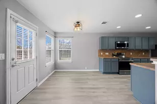 500 Kingfisher Ln, Leander, TX 78641 - Photo 9