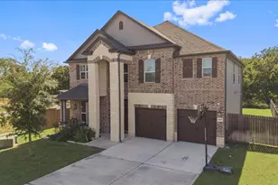 1901 Dragonfly Lp, Bastrop, TX 78602 - Photo 3