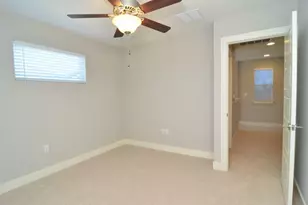 2921 Bond Dr, Austin, TX 78741 - Photo 17
