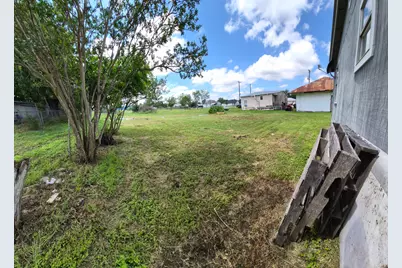 468 W Washington (2 Lots) Street, Giddings, TX 78942 - Photo 9