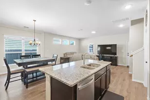 229 Treadwell Ln, Kyle, TX 78640 - Photo 5