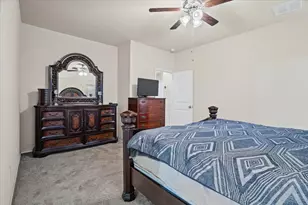 212 Plata Ln, Jarrell, TX 76537 - Photo 17