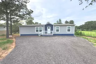 268 Flaming Oak Dr, Bastrop, TX 78602 - Photo 1