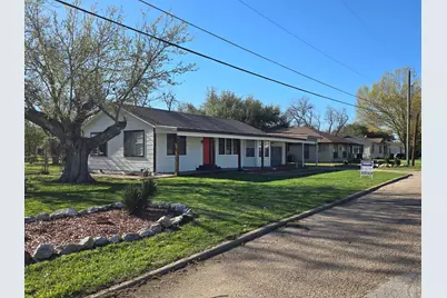 305 N 5th Street, Thorndale, TX 76577 - Photo 1