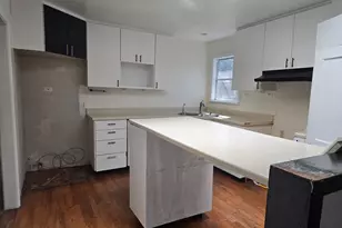 305 N 5th St, Thorndale, TX 76577 - Photo 13