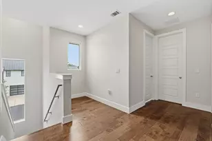 1307 Clifford Ave, Austin, TX 78702 - Photo 25