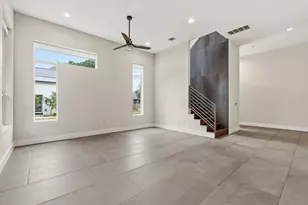 1307 Clifford Ave, Austin, TX 78702 - Photo 9