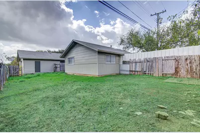 426 Chisholm Valley Drive #B, Round Rock, TX 78681 - Photo 17