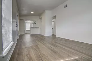 426 Chisholm Valley Dr, Round Rock, TX 78681 - Photo 5