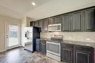 12413 Walter Vaughn Dr, Manor, TX 78653 - Photo 17