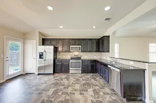12413 Walter Vaughn Dr, Manor, TX 78653 - Photo 13