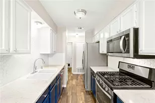 9708 Moorberry St, Austin, TX 78729 - Photo 11