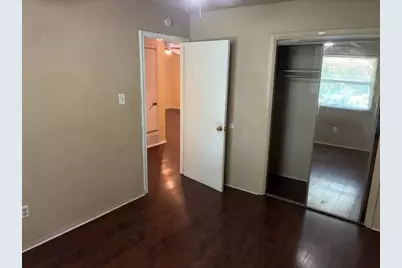 208 N Vanderveer Street #4, Burnet, TX 78611 - Photo 7