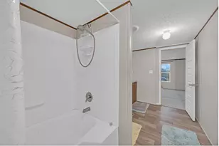 354 Oak Arbor Trail, Del Valle, TX 78617 - Photo 35