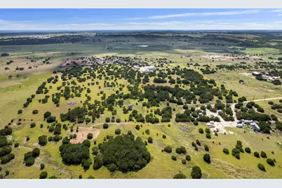 999 County Road 217 Road, Florence, TX 76527 - Photo 17