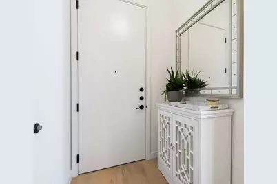 800 Embassy Drive #525, Austin, TX 78702 - Photo 3