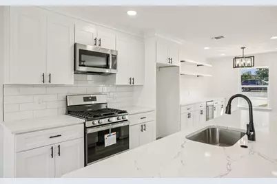 5101 Woodmoor Drive, Austin, TX 78721 - Photo 15