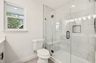 5101 Woodmoor Dr, Austin, TX 78721 - Photo 23