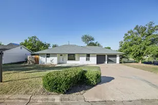 5101 Woodmoor Dr, Austin, TX 78721 - Photo 1