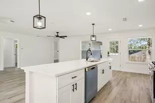 5101 Woodmoor Dr, Austin, TX 78721 - Photo 17