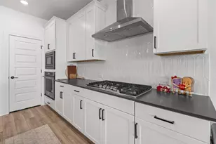 12120 Paseo de los Lagos Ln, Manor, TX 78653 - Photo 11