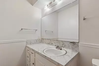 4713 Sagebrush Trail #B, Austin, TX 78745 - Photo 9