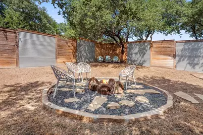 10213 Thomas Lane, Dripping Springs, TX 78620 - Photo 27