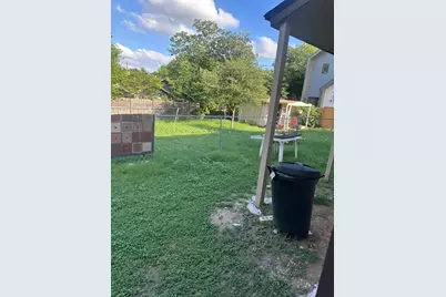1113 Lawson Lane, Austin, TX 78702 - Photo 3