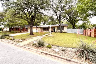 7505 Greenhaven Dr, Austin, TX 78757 - Photo 1