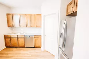 7051 Meadow Lake Blvd, Austin, TX 78744 - Photo 5