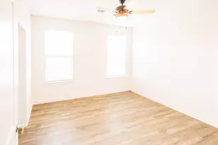 7051 Meadow Lake Blvd, Austin, TX 78744 - Photo 17