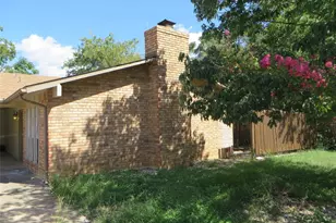 812 Ranch Rd, Georgetown, TX 78628 - Photo 3