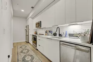 2220 Webberville Rd, Austin, TX 78702 - Photo 9