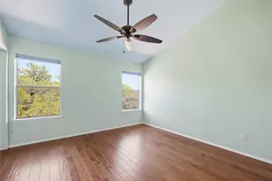 1411 Gracy Farms Ln, Austin, TX 78758 - Photo 15