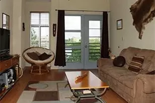 711 W 26th St, Austin, TX 78705 - Photo 3