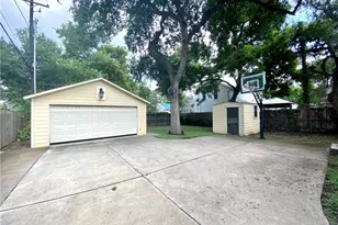 2806 Harris Blvd, Austin, TX 78703 - Photo 19