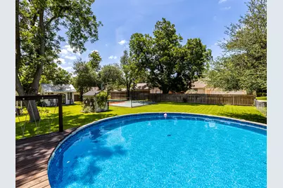 1220 W Lake Drive, Taylor, TX 76574 - Photo 29