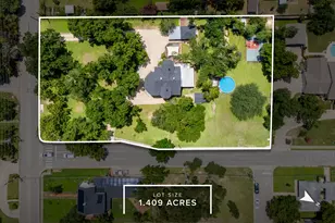 1220 W Lake Dr, Taylor, TX 76574 - Photo 3