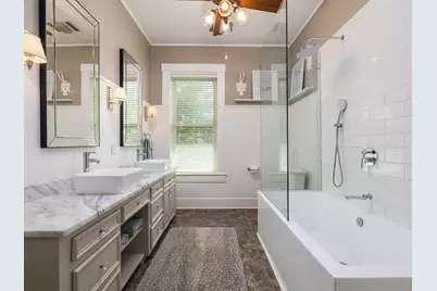 1220 W Lake Drive, Taylor, TX 76574 - Photo 11