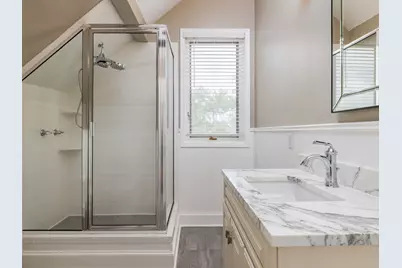 1220 W Lake Drive, Taylor, TX 76574 - Photo 9